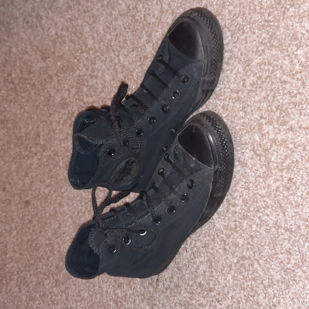 Converse shoes